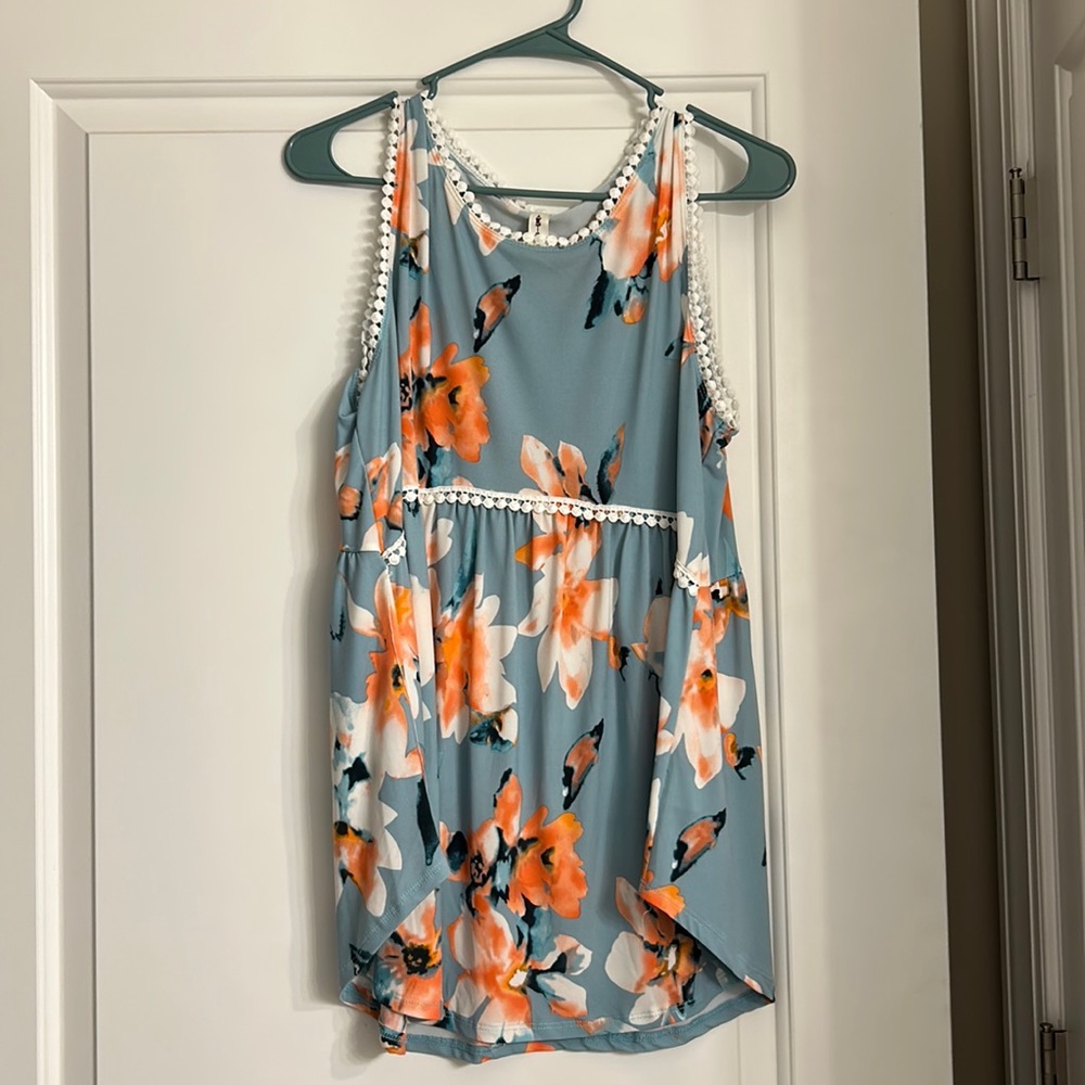 Floral tank
